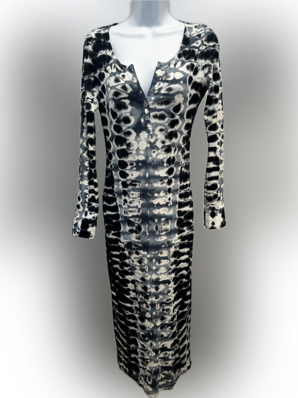 Young Fabulous & Broke Navy & White Tie-Dye Long Sleeve Bodycon Dress